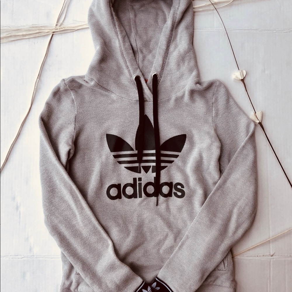 ADIDAS - Picture 3 of 8